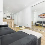 Apartament With Balcony, Close To The Sea *